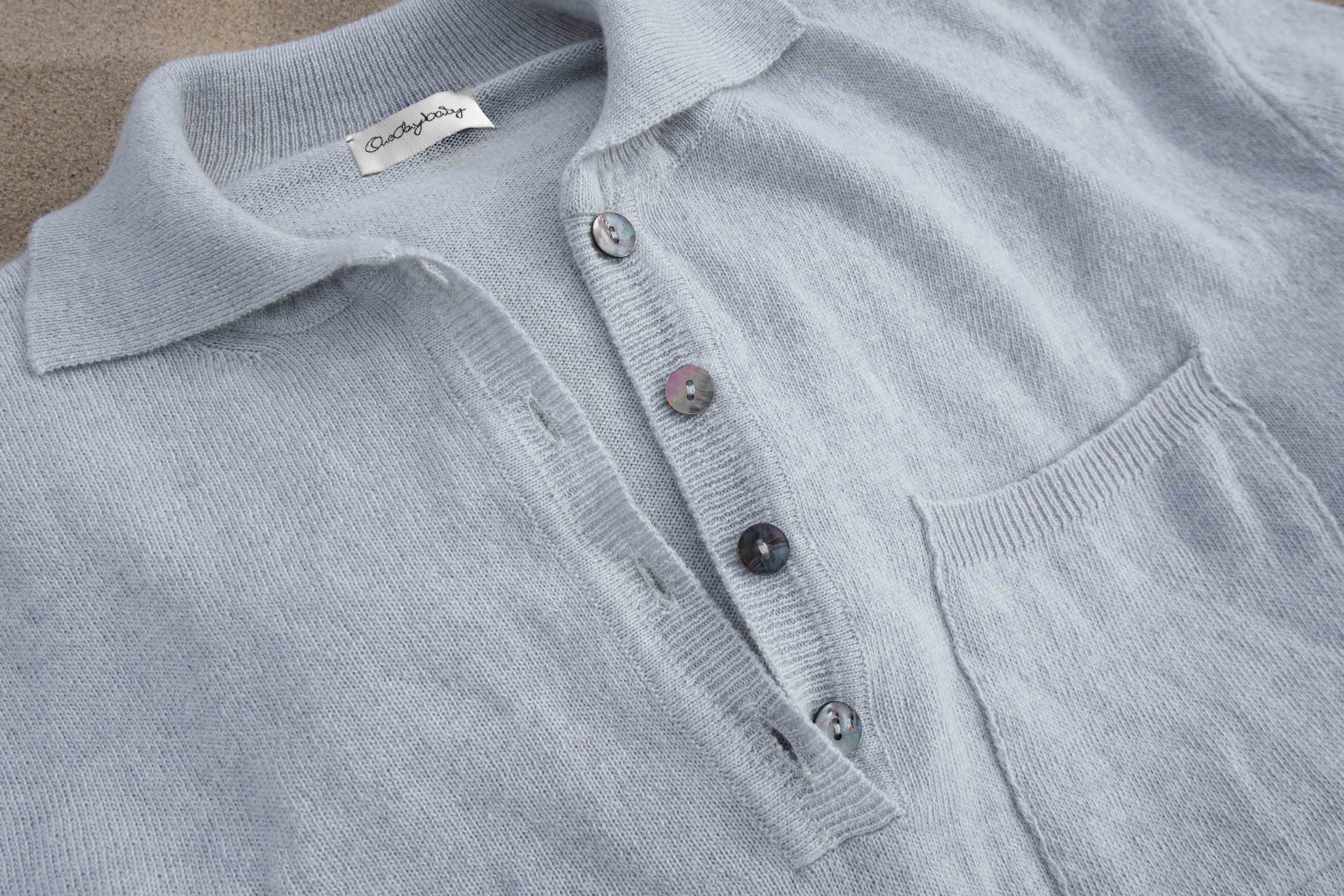 leichtes Strick-Poloshirt aus Cashmix, Cloudy Sky