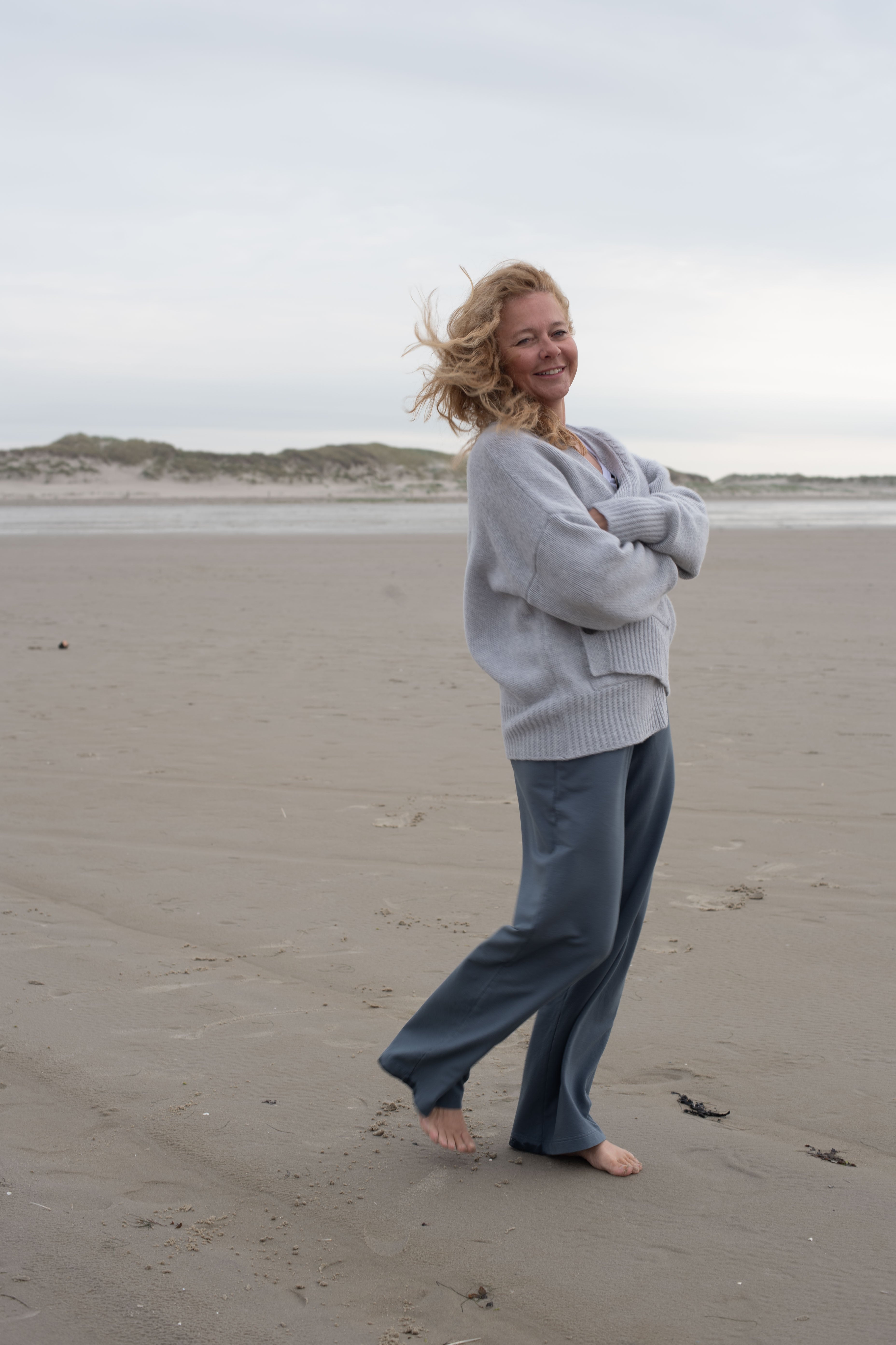 SALE - classy & comfy Pant, Dark Sky