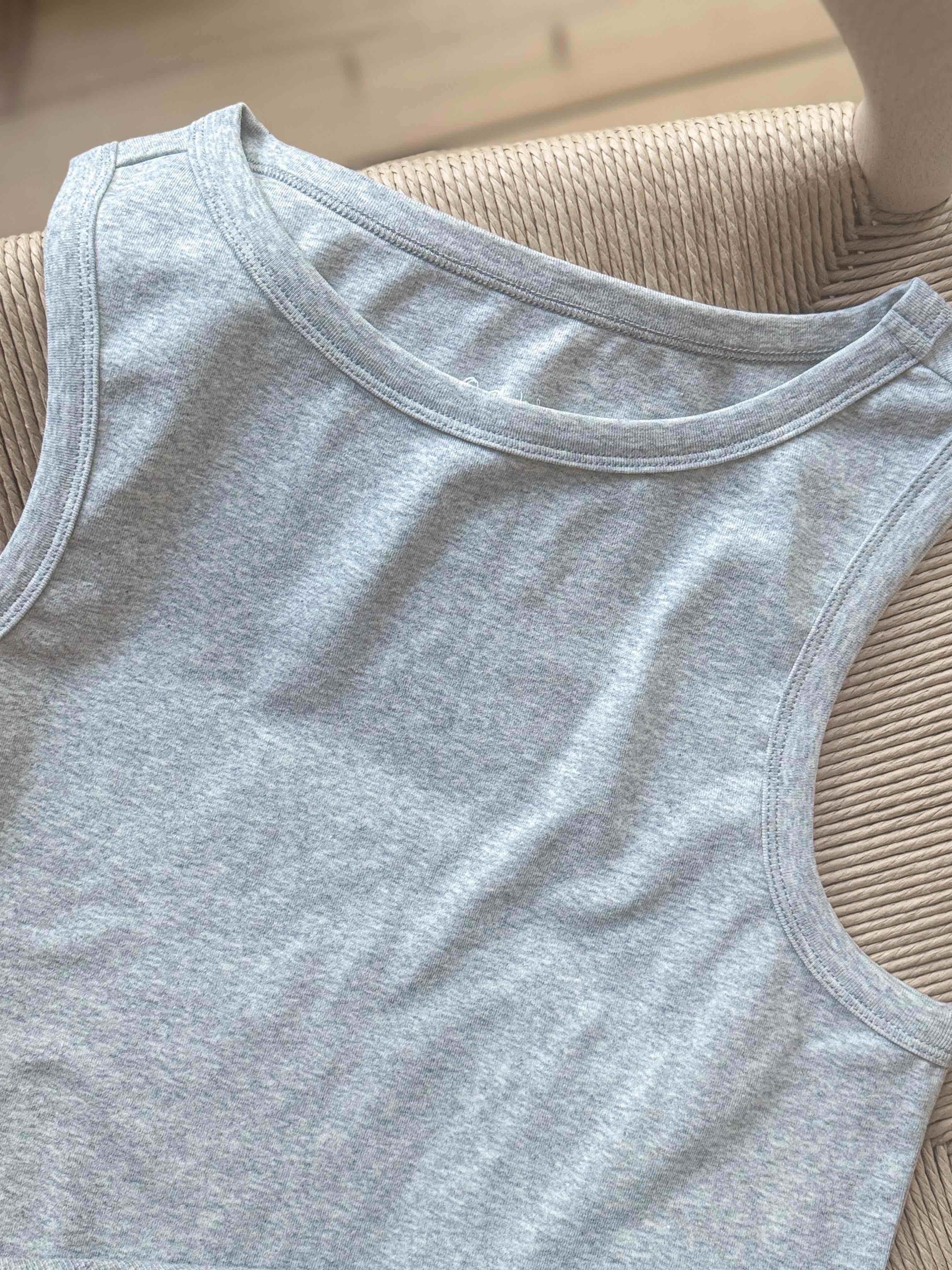 the essential Tanktop, light grey Melange