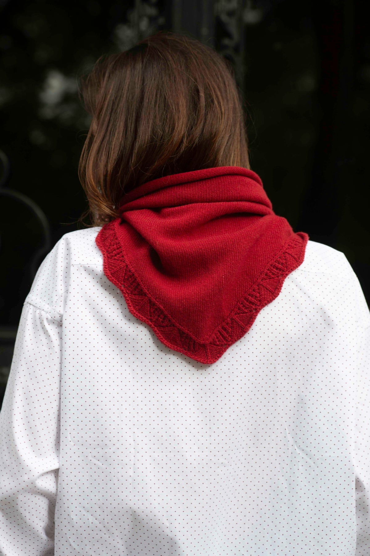 Cashmere-Merino Dreieckstuch mit Lochmuster-Bordüre, Italian Red