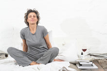 Lade das Bild in den Galerie-Viewer, SALE - loose-fit Pyjama Pant, dark grey Melange
