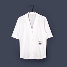 Lade das Bild in den Galerie-Viewer, SALE - preppy Pyjama Top, bright white
